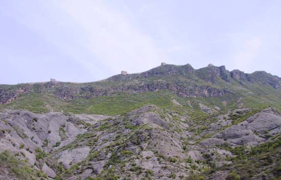 47_Great_Wall_from_Below